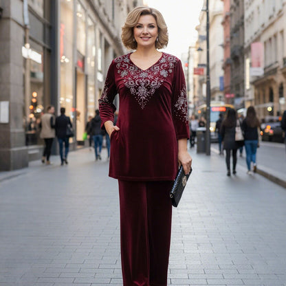 ⏳Time-limited Special⏰Women's Velvet Rhinestone Top & Pants Set